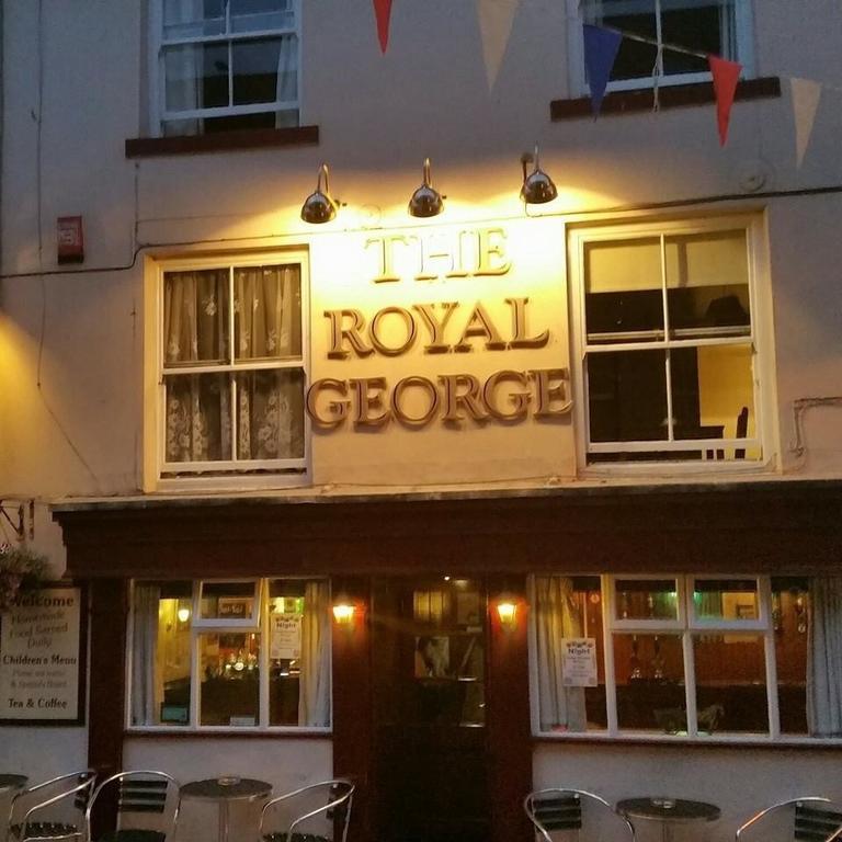 The Royal George Staithes Panzió Kültér fotó