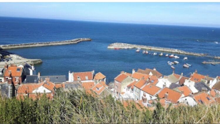 The Royal George Staithes Panzió Kültér fotó